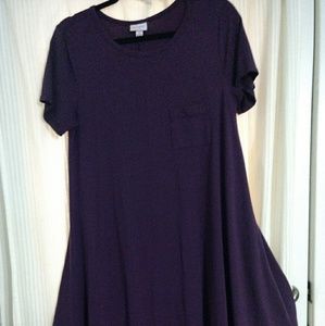 LuLaRoe M Carly - dark purple - EUC